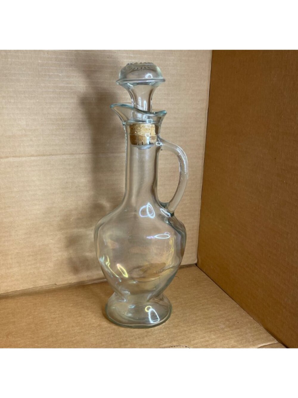 Vintage Clear Glass Wine Decanter 12” Cruet Style with Cork Glass Stopper & Hand - Picture 8 of 8